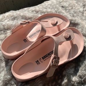 Birkenstock sandals light pink